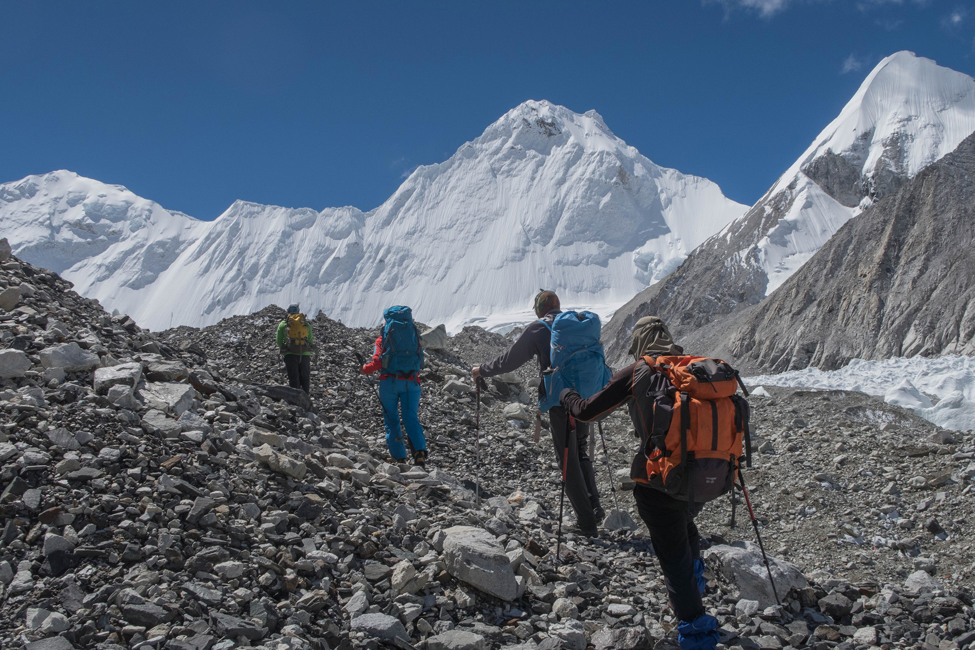 Mount Cho Oyu Trekking